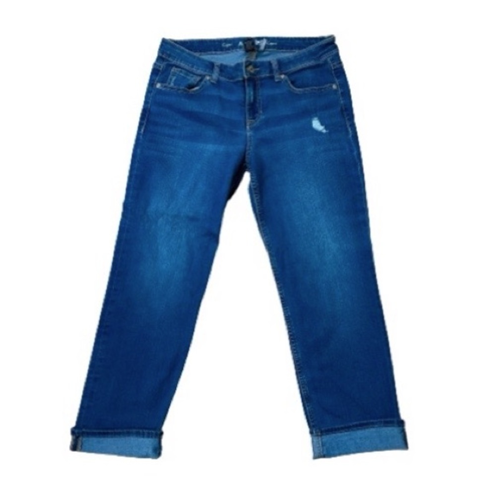 Apt 9 Medium Wash Lightly Distressed Denim Capris Womens Size 6